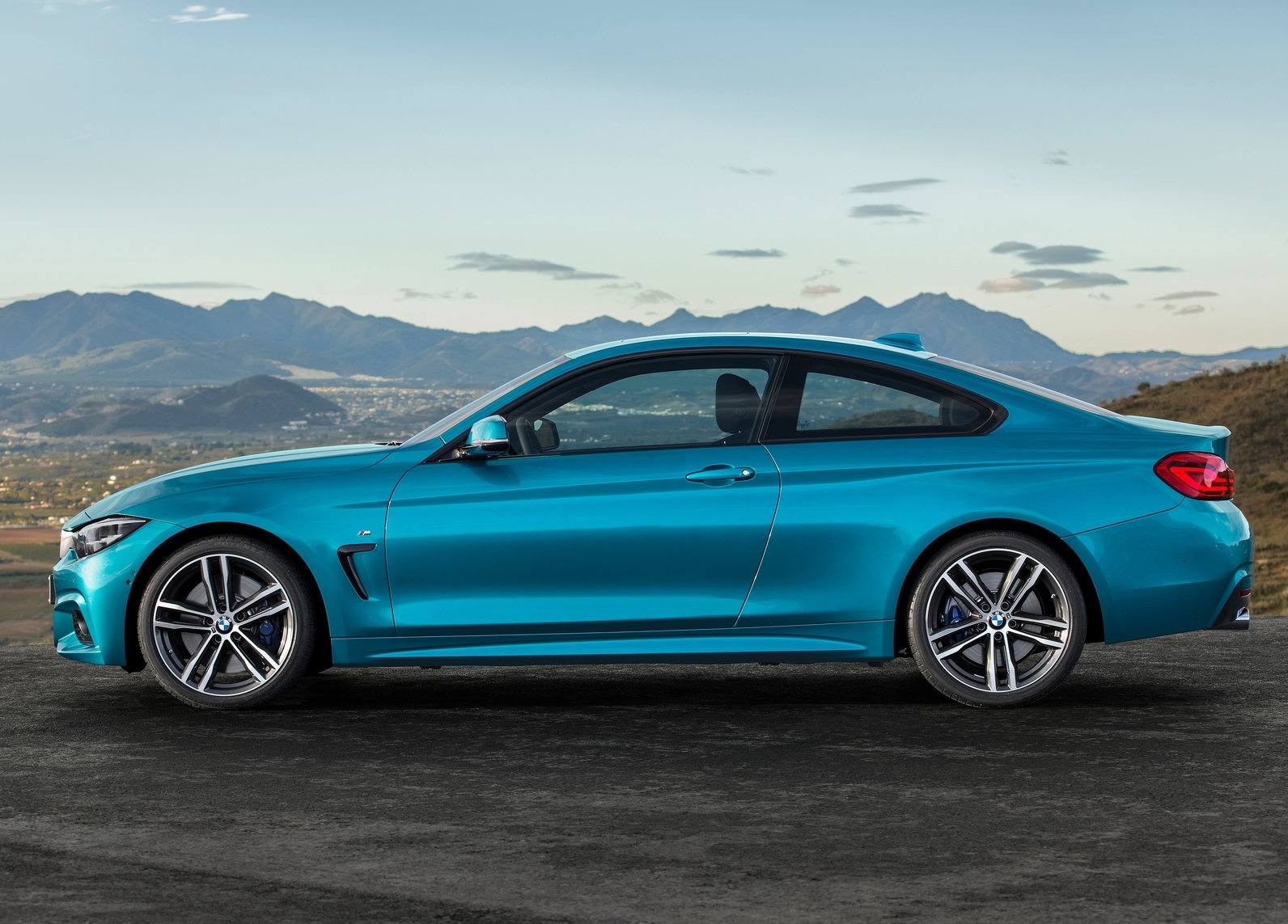https://wcar.sets.lv/cars/BMW/4.sērijas Coupe/08dc20ae47db2a1b9c5f2e492ed93ddb.jpg